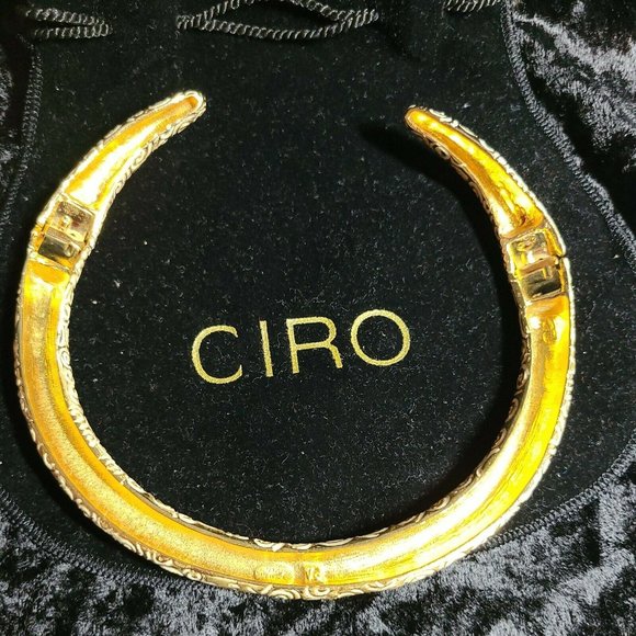Ciro Gold Tone and Bone Enamel Scroll Collar Choker Necklace NEW - Picture 4 of 7